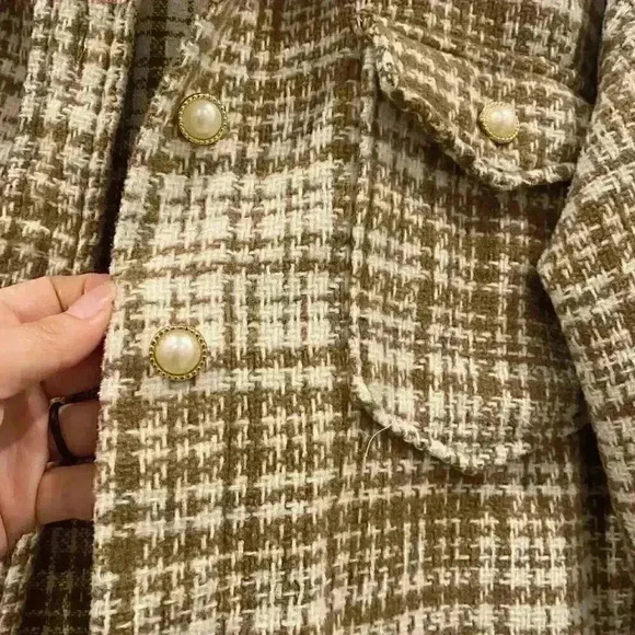 FOREVER 21 Faux Pearl Buttoned Tweed Shacket Sz S in EUC worn once no flaws - Picture 9 of 9